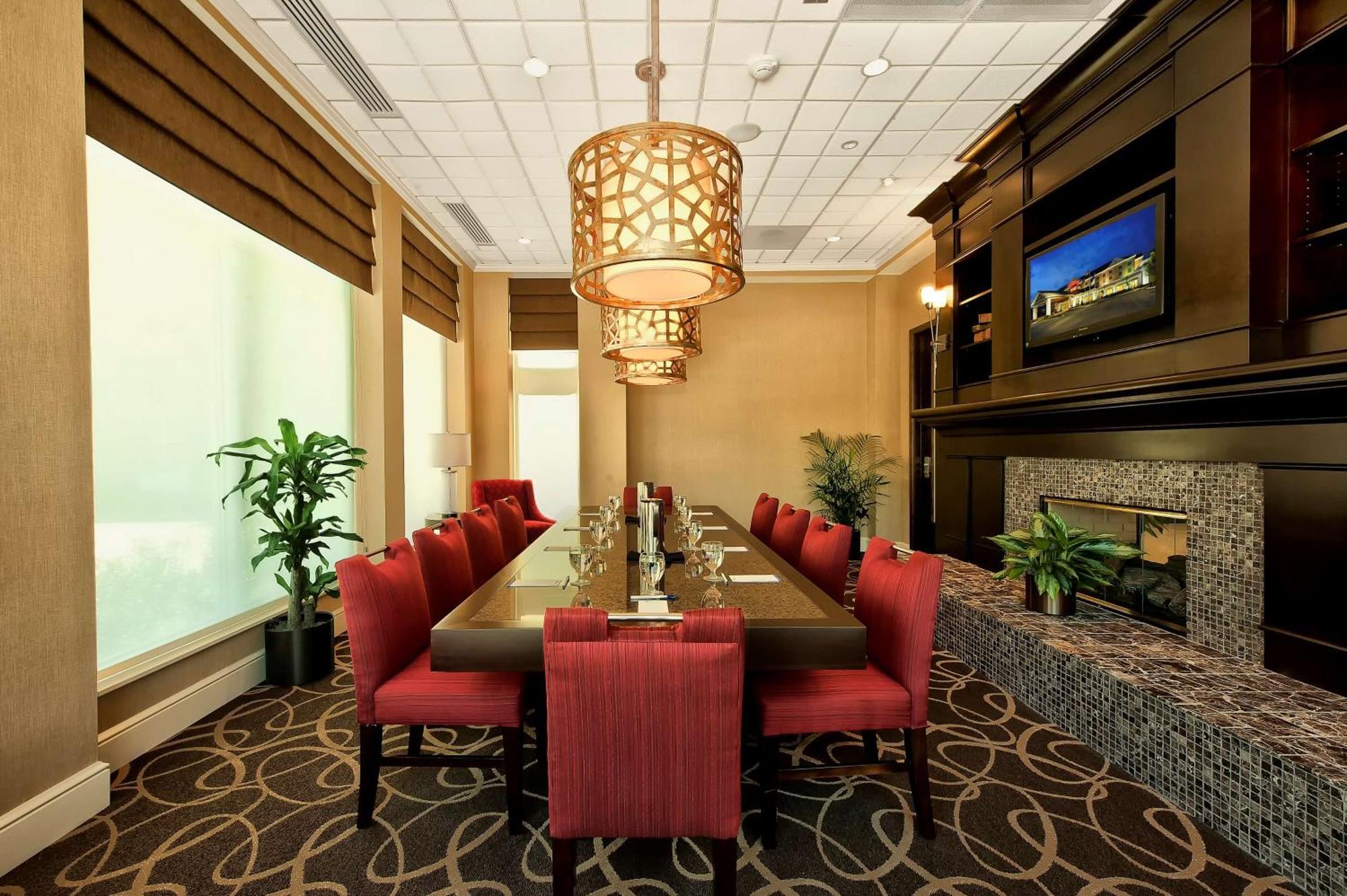 Hilton Garden Inn Columbia/Northeast Экстерьер фото